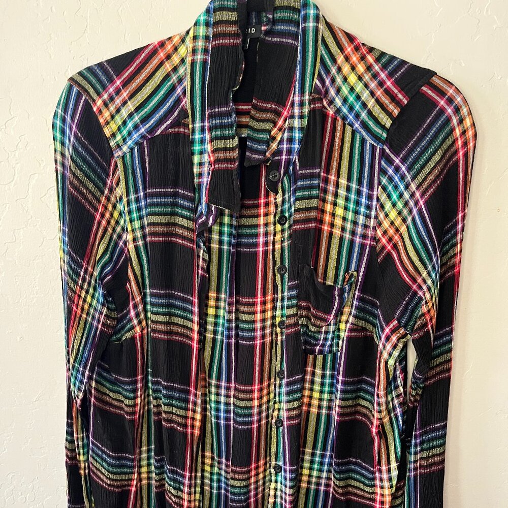 Women's Torrid Seersucker Button Up Shirt. Size 2 aka Size 18-20